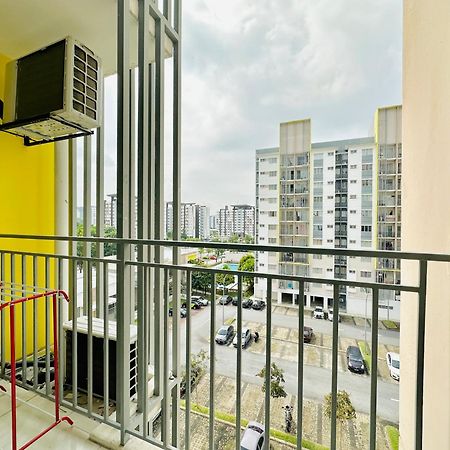 Setia Alam Islamic Homestay シャー・アラム エクステリア 写真